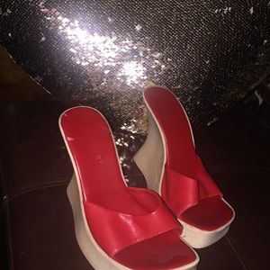 Red wedge shoes